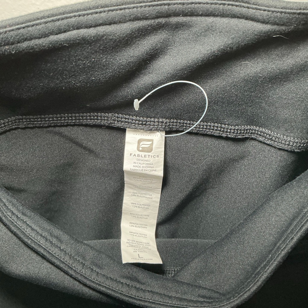 Women's Fabletics‎ Black & White Leggings L - Picture 5 of 6